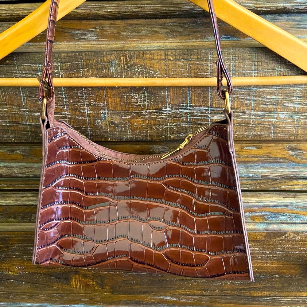 Small brown shoulder purse